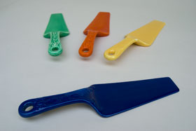 Original Cobalt Kitchen Kraft Cake Lifter: GoAlong Fiestaware Pottery For Sale Original Cobalt Kitchen Kraft Cake Lifter: GoAlong Fiestaware Pottery For Sale
