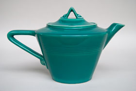 Vintage Harlequin Pottery For Sale: Spruce Teapot 40s 50s Pottery
Vintage Harlequin Pottery For Sale: Spruce Teapot 40s 50s Pottery