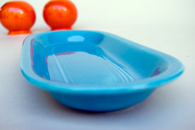 Vintage Fiesta Sauce Boat in Original Turquoise Fiestaware
Vintage Fiesta Sauce Boat in Original Turquoise Fiestaware
