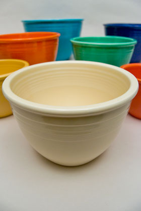 Vintage Fiestaware Nesting Bowl in Original Ivory Glaze For Sale Vintage Fiestaware Nesting Bowl in Original Ivory Glaze For Sale