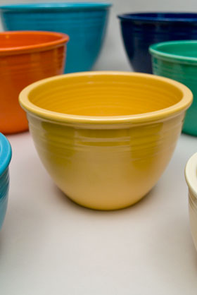 vintage mixing bowls