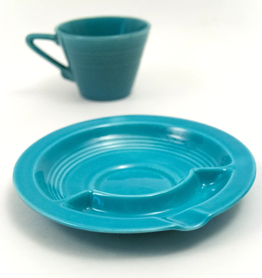 Turquoise vintage harlequin saucer ashtray for sale. hard to find homer laughlin collectable dinnerware made from 1939-1942