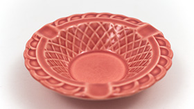 Harlequin Pottery Basketweave Ashtray in Original 40s Rose Glaze