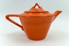 
Original Radioactive Red Harlequin Pottery Teapot Homer Laughlin Fiesta For Sale
      