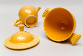 
Vintage Fiestaware Sugar Bowl in Original Yellow Glaze For Sale
      