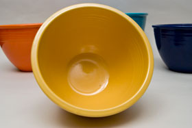  Vintage Fiesta Nesting Bowl Number Four in Yellow For Sale
