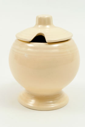 Vintage Fiesta Mustard Jar in Original Ivory Glaze for Sale Vintage Fiesta Mustard Jar in Original Ivory Glaze for Sale