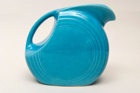 Original Turquoise Fiesta Vintage Disk Water Pitcher: Fiestaware For Sale
Original Turquoise Fiesta Vintage Disk Water Pitcher: Fiestaware For Sale