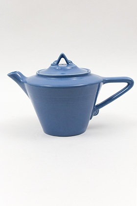 Harlequin Teapot in OriginalMauve Blue Glaze Vintage Homer Laughlin Pottery For Sale