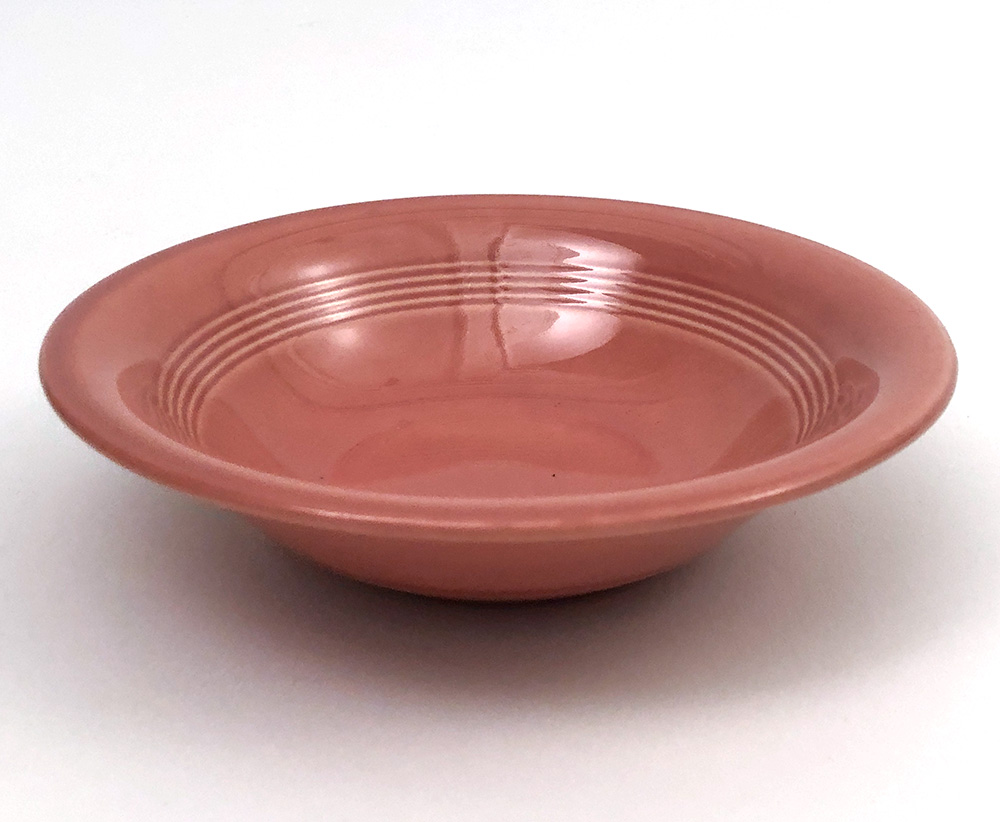 1940s rose colored glaze harlequin fruit berry bowl