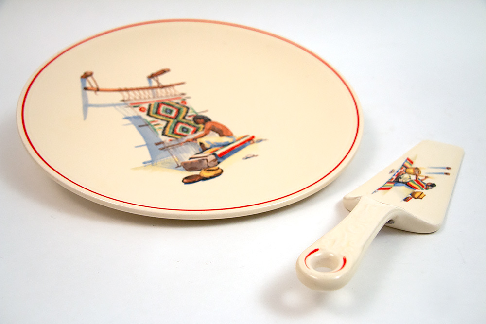 fiesta kitchen kraft red stripe pueblo cake plate and cake lifter