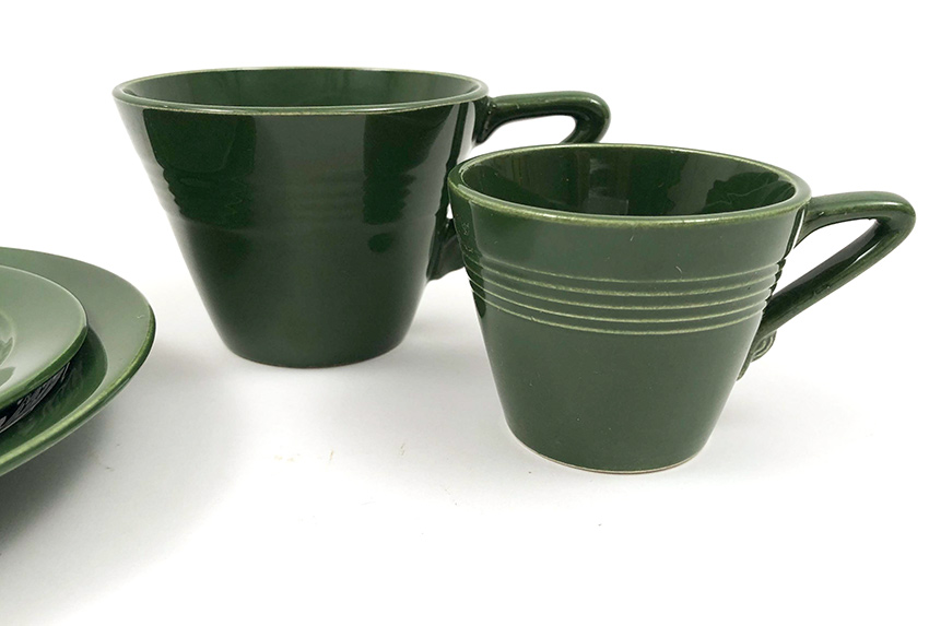 1950s forest green harlequin harlequin demitasse cup and saucer set for sale