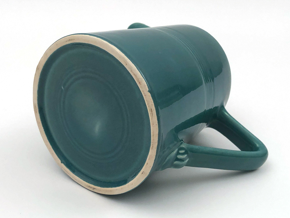 bottom unmarked fiestaware turquoise onion soup bowl