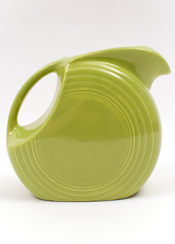 1950s vintage fiestaware chartreuse disc water pitcher