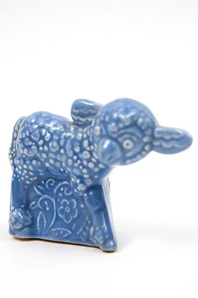 Harlequin Animal Novelty Lamb in Mauve Blue Glaze Homer Laughlin Pottery for Woolworths