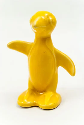 Harlequin Animal Novelty Yellow Penguin Homer Laughlin Pottery for Woolworths