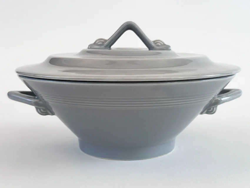 1950s gray vintage homer laughlin harlequin casserole with lid