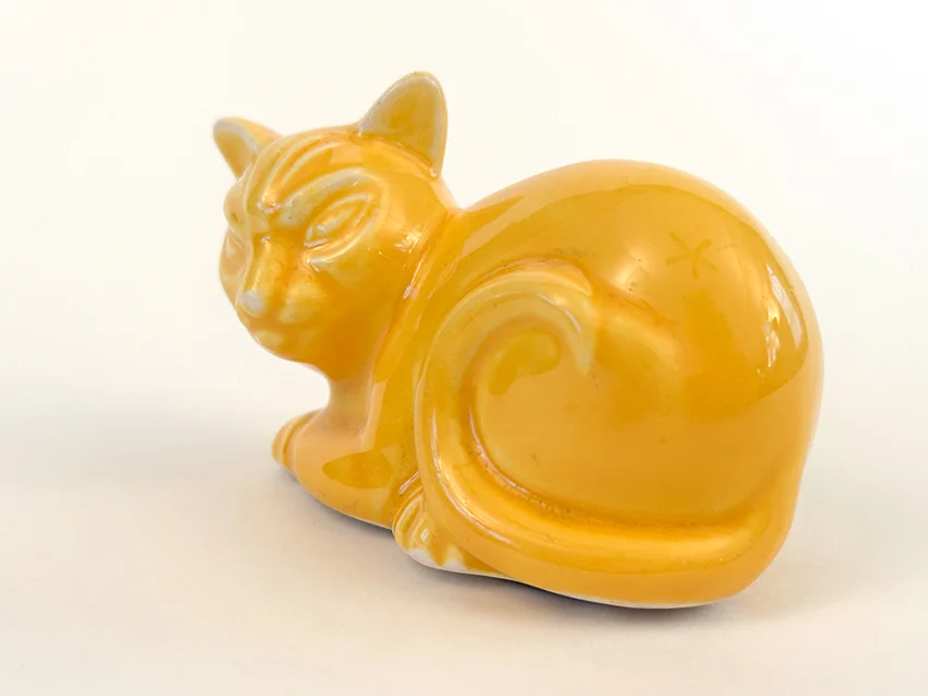 harlequin yellow cat novelty animal figurine