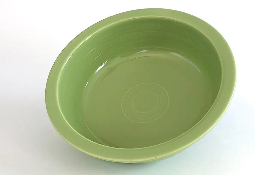 Chartreuse vintage fiestaware round vegetable nappie bowl