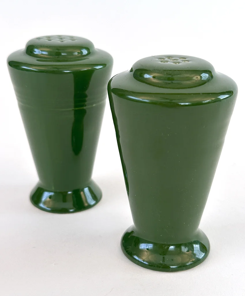 1950s forest green vintage harlequin salt and pepper shakers for sale