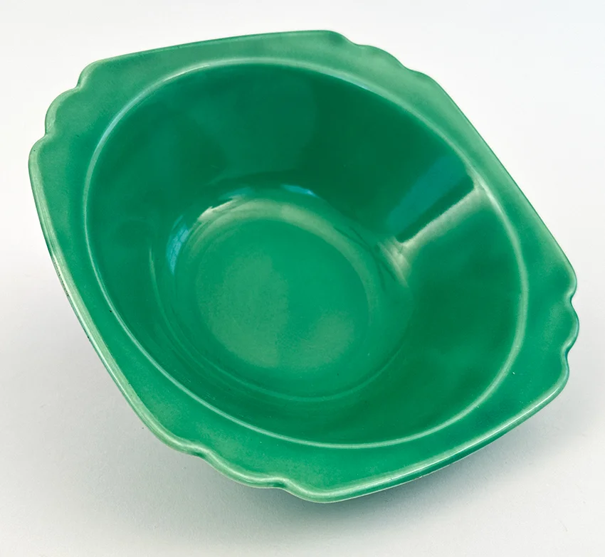 green riviera round nappy vegetable bowl