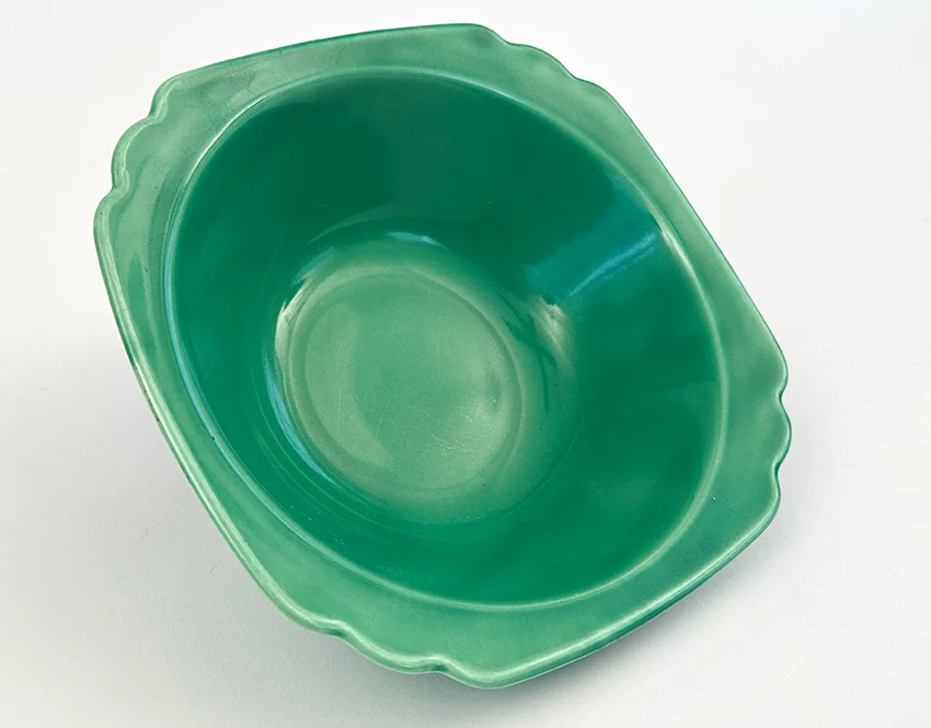 green riviera round nappy vegetable bowl