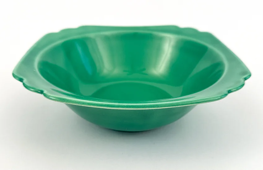 green riviera round nappy vegetable bowl