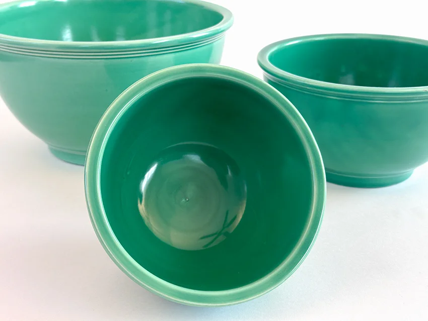 Vintage Fiesta Kitchen Kraft Complete Three Piece Set Nesting Bowls in Original Green made from 1938-1942