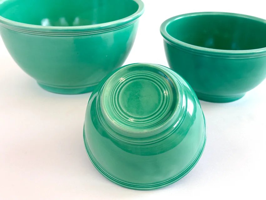 Vintage Fiesta Kitchen Kraft Complete Three Piece Set Nesting Bowls in Original Green made from 1938-1942