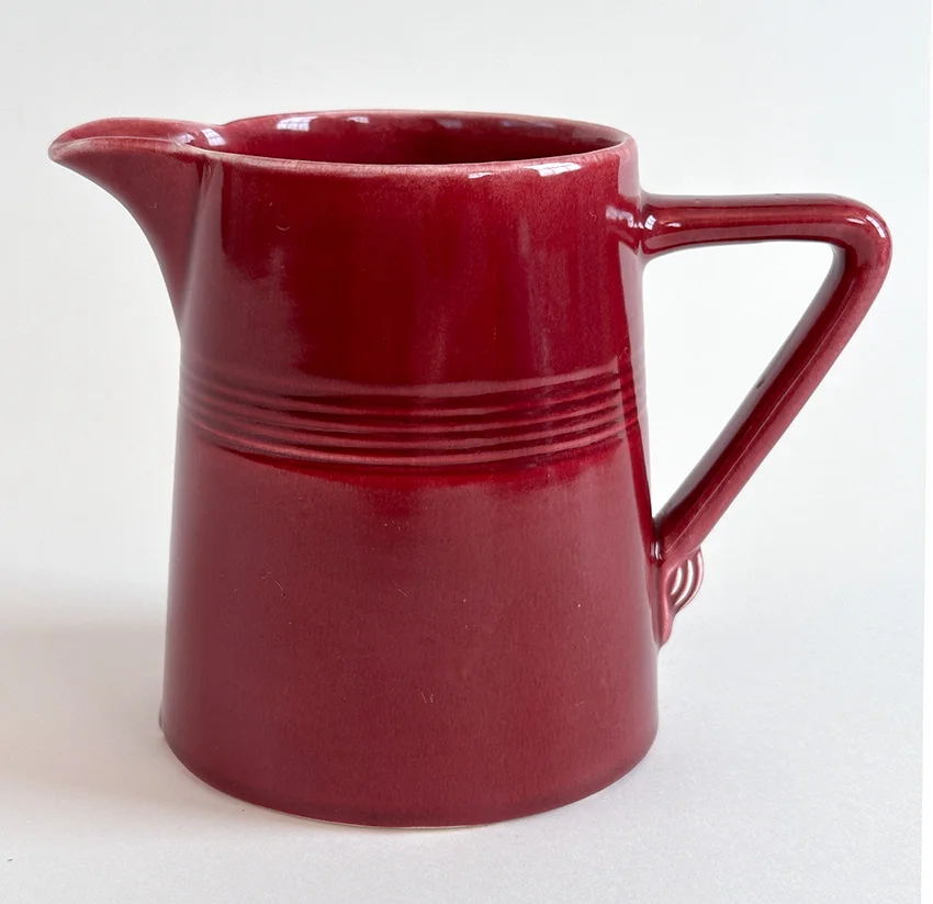 Maroon Harlequin 22oz jug homer laughlin china fiestaware pottery woolworths 1930s