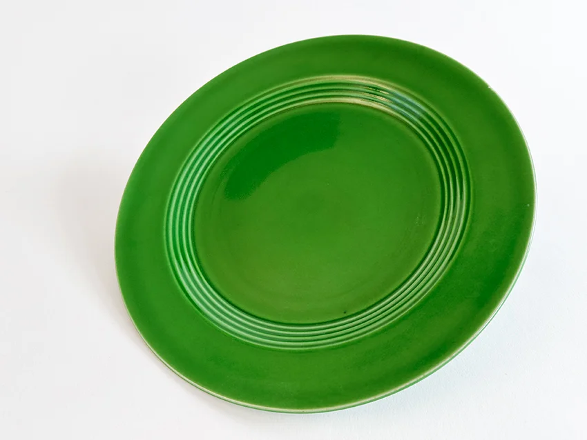 Medium green vintage harlequin 10 inch dinner plate