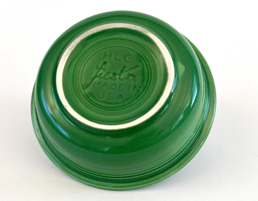 medium green vintage fiestaware fruit bowl