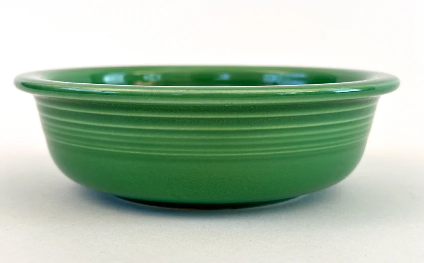 medium green vintage fiestaware fruit bowl