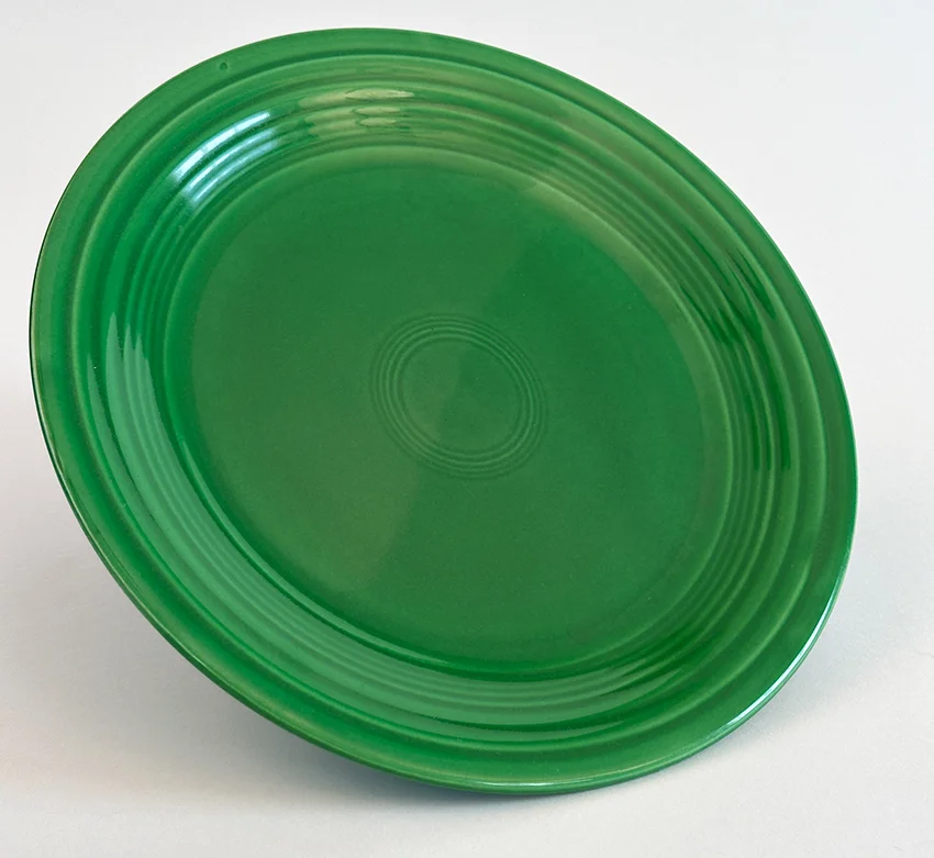 medium green vintage fiestaware 9 inch luncheon plate