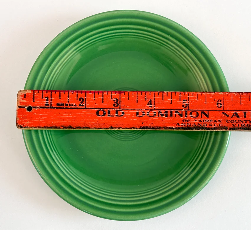 medium green vintage fiestaware 6 inch bread and butter plate