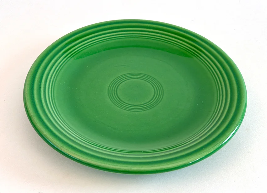 medium green vintage fiestaware 6 inch bread and butter plate