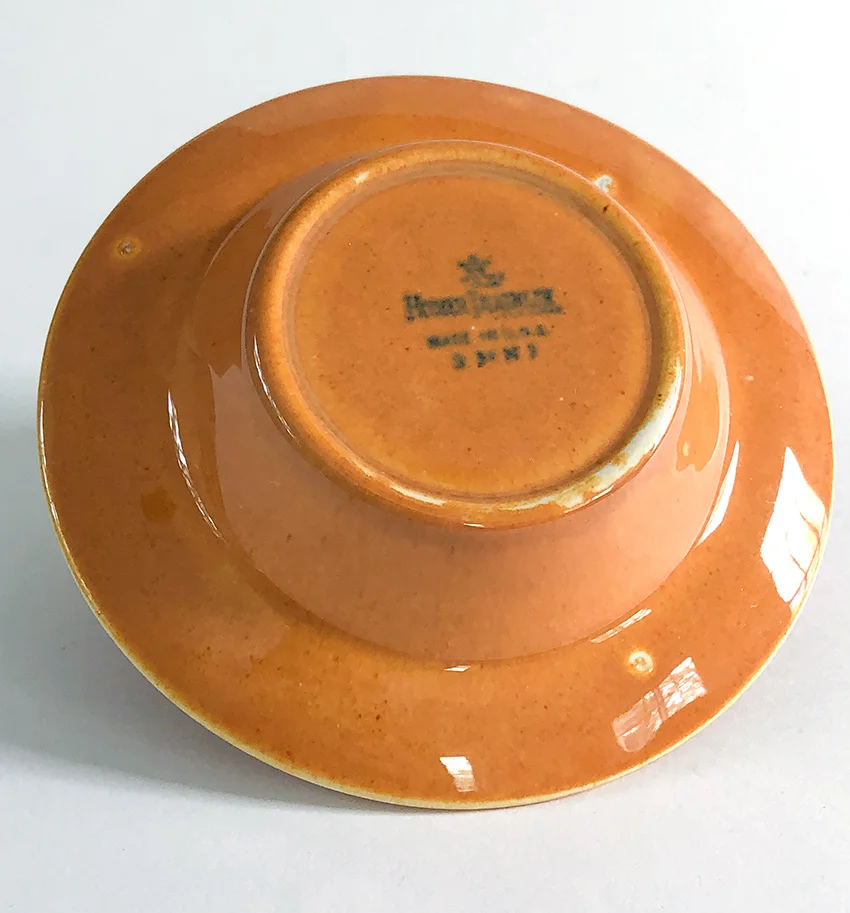 vintage homer laughlin ovenserve ashtray in pumpkin colored glaze from the 1930s