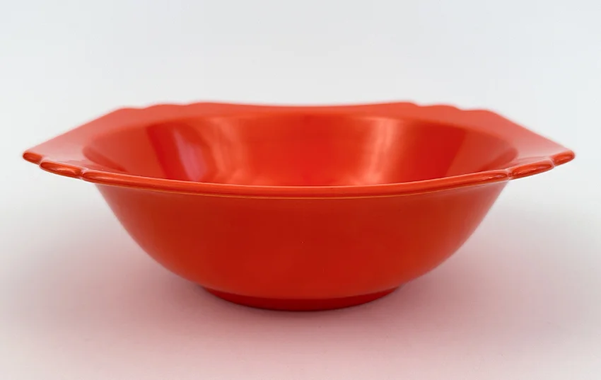 red riviera round nappie vegetable bowl