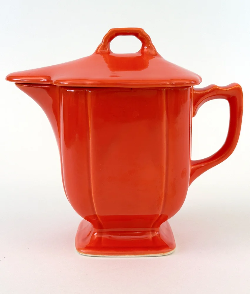 red riviera lidded syrup pitcher original vintage homer laughlin pottery