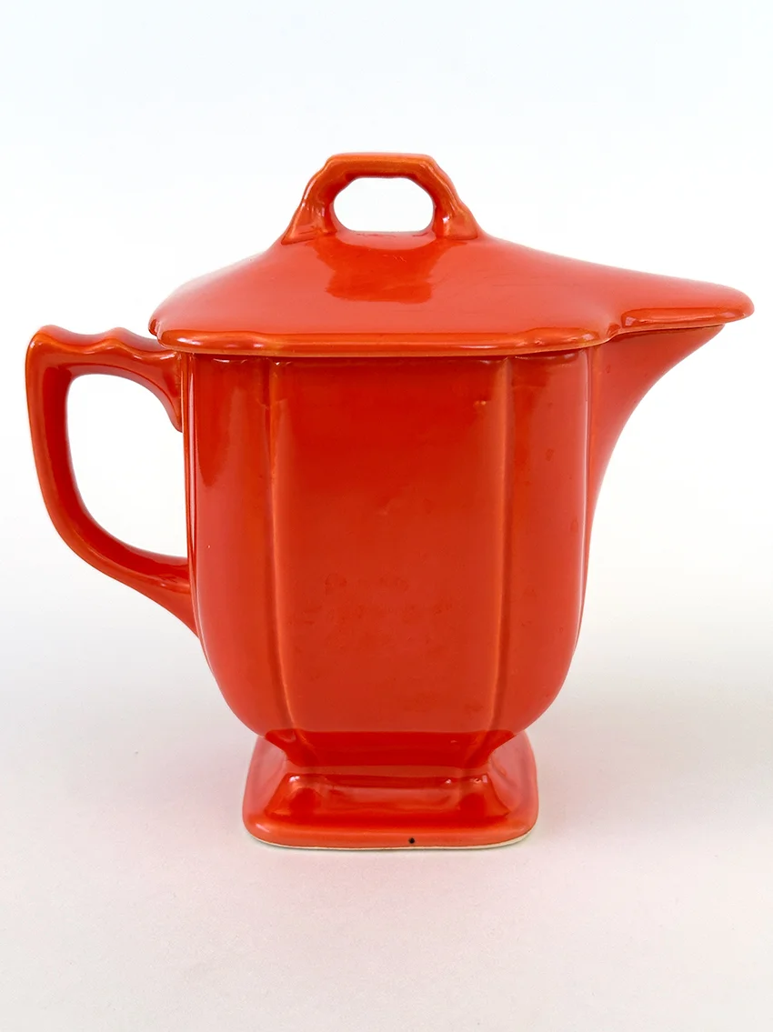 red riviera lidded syrup pitcher original vintage homer laughlin pottery