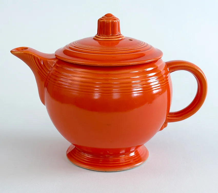 Red vintage fiesta medium sized teapot with lid and c shaped handle