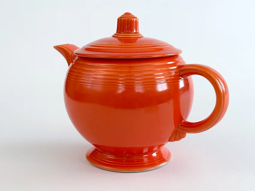 Red vintage fiesta medium sized teapot with lid and c shaped handle