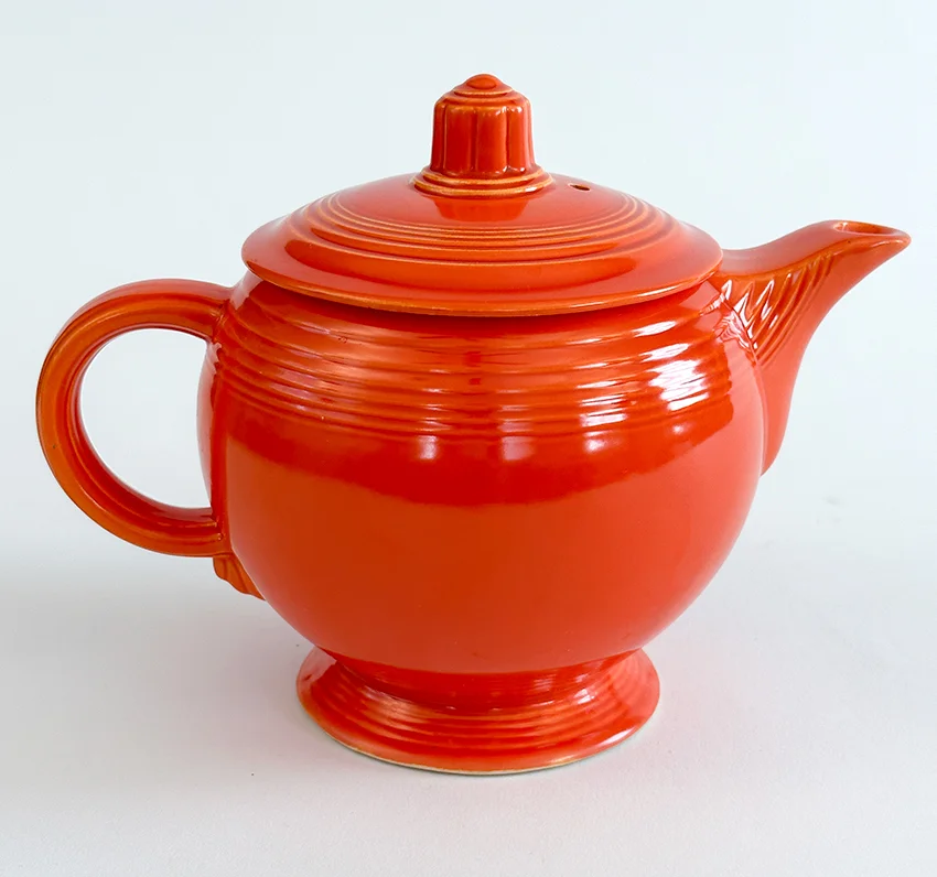 Red vintage fiesta medium sized teapot with lid and c shaped handle