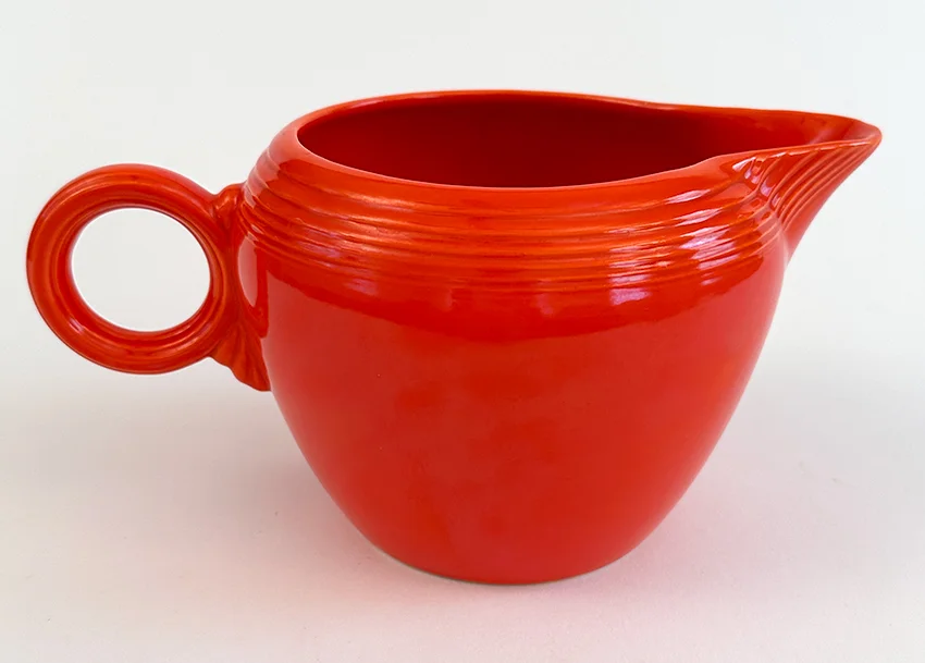 red vintage fiestaware 2 two pint jug