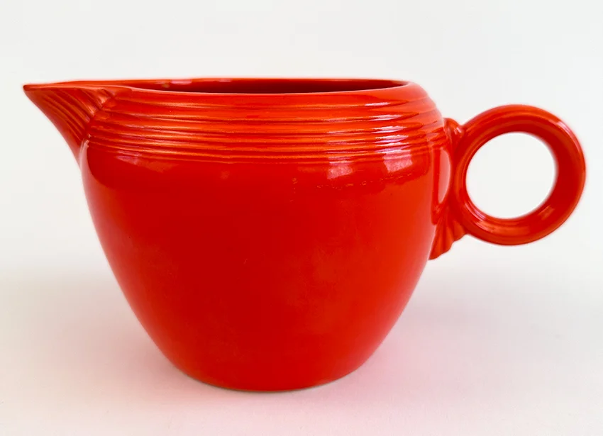 red vintage fiestaware 2 two pint jug