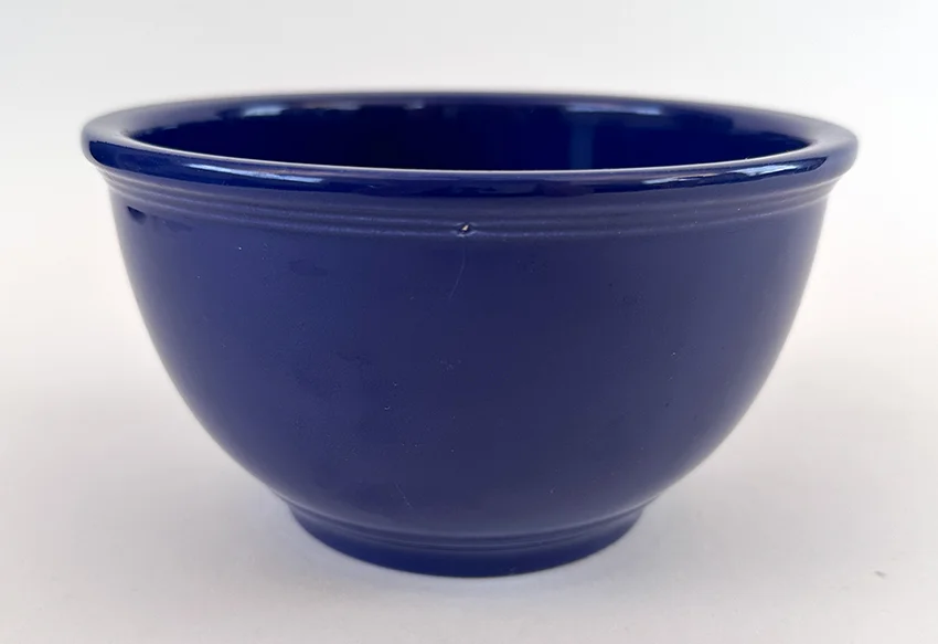 small cobalt blue vintage fiesta kitchen kraft mixing bowl made from 1938-1944