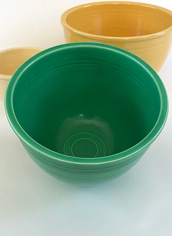Green Vintage Fiestaware Mixing Bowl Number 5 with Inside Bottom Rings made from 1936-1938
