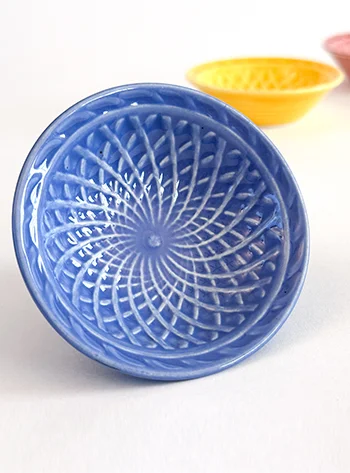 mauve blue vintage harelquin basketweave nut dish made from 1938-1943