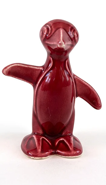 Harlequin Animal Novelty Maroon Penguin Homer Laughlin Pottery for Woolworths