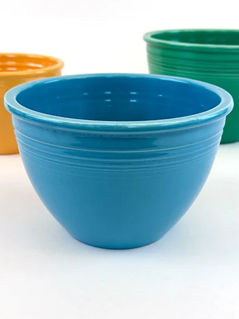  Vintage Fiestaware Number 4 Turquoise Mixing Bowl For Sale